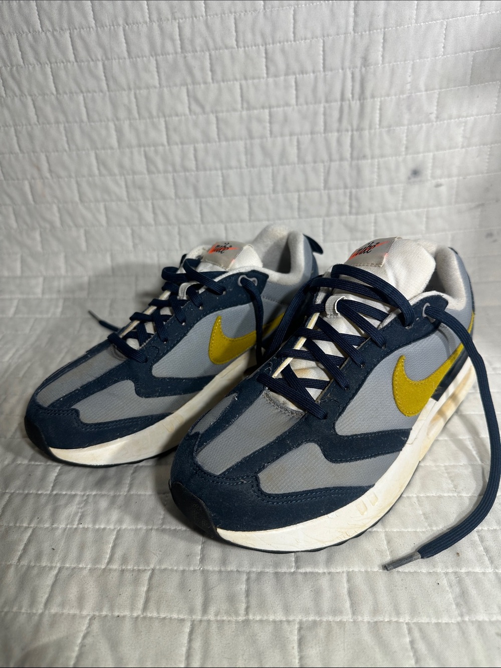 Nike Air Max Dawn "Particle Grey Dark Citron" sneakers